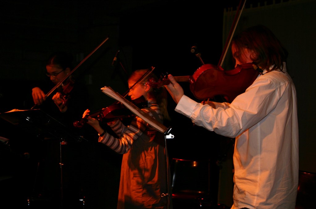 Violon débutants.  Concert au centre culturel d'Ans-Alleur